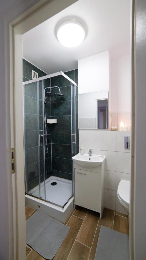 Wow Rooms Варшава Екстериор снимка